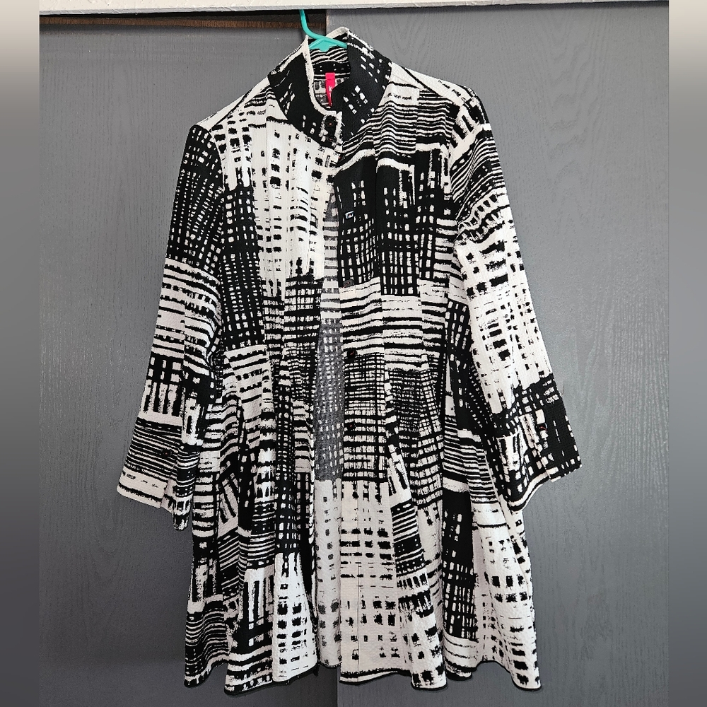 Black and White Patterned Jacket